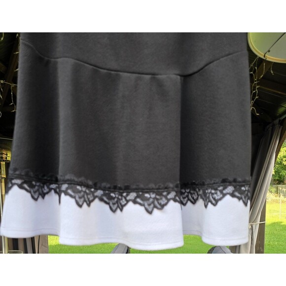 Ashley Stewart Women's Peplum Top Lace Sheer Sleeveless Black NWT 12 - Picture 2 of 4